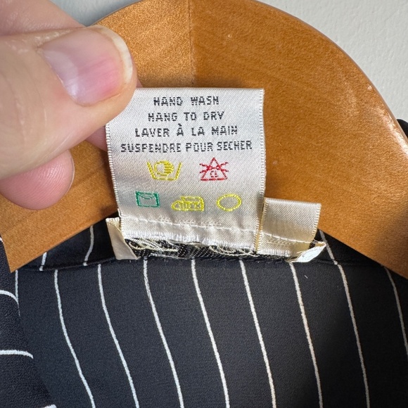 Fred David Women's Vintage Pinstripe‎ Sheer Satin Button Up Blouse Black Medium - Picture 5 of 14